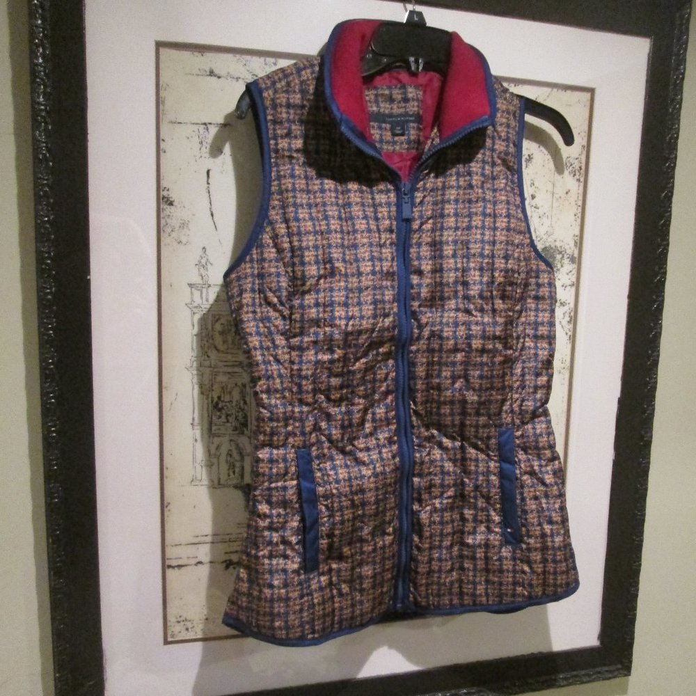 Tommy Hilfiger navy print down puffer vest - Picture 1 of 4